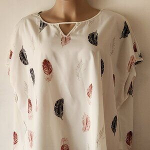 Shein Fit blouse sz 3X white pink gray feather print NWT